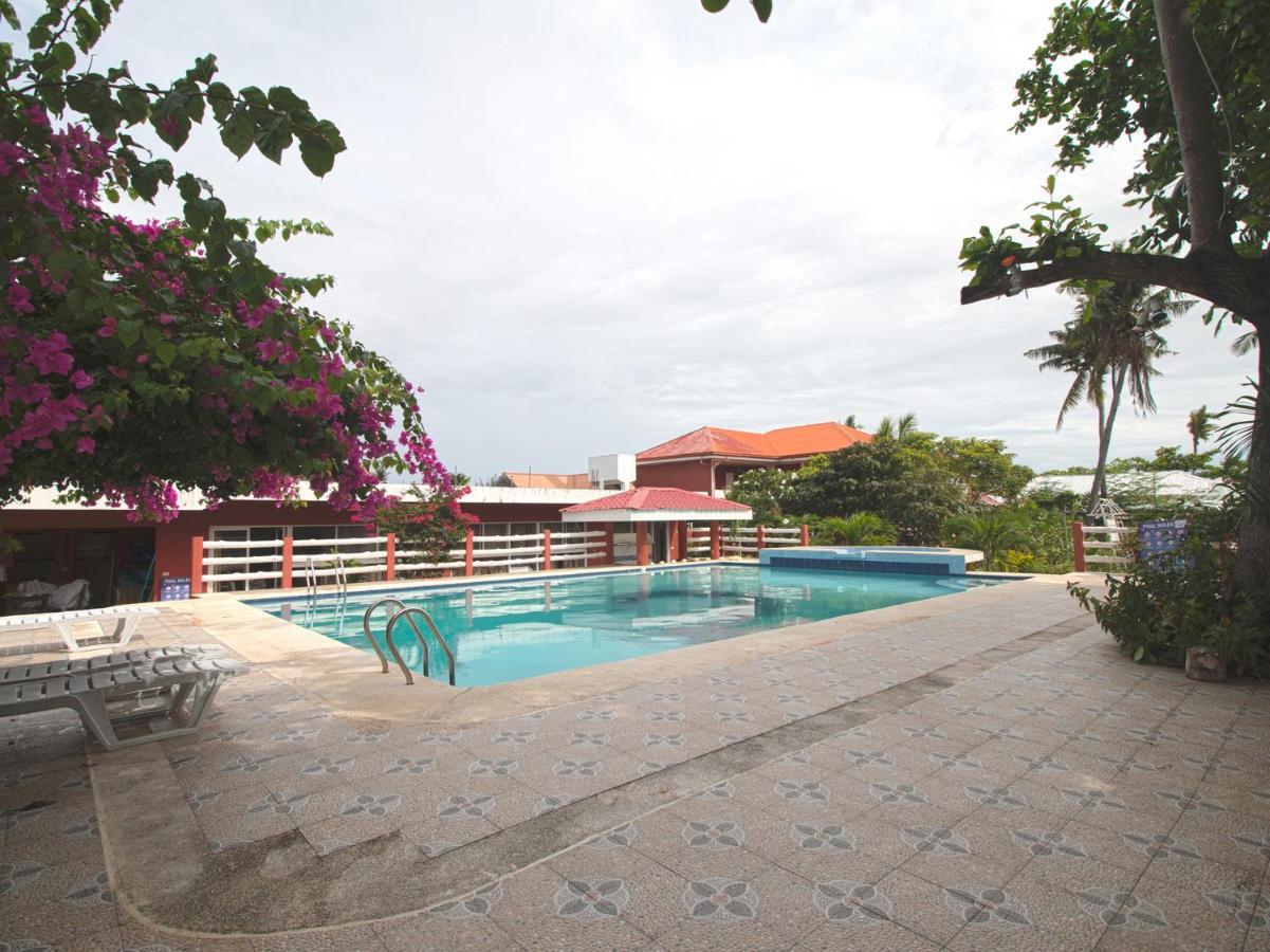 Oyo 853 Malapascua Beach And Dive Resort المظهر الخارجي الصورة